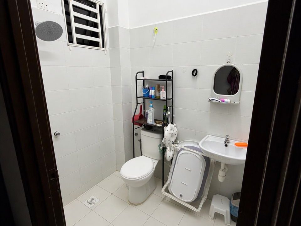 9873c487-7afb-4e2b-8f47-d45e4460eac0